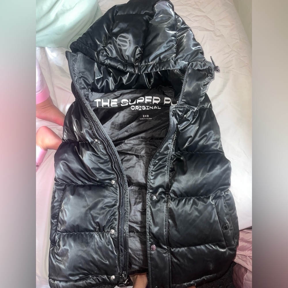 Super world vest